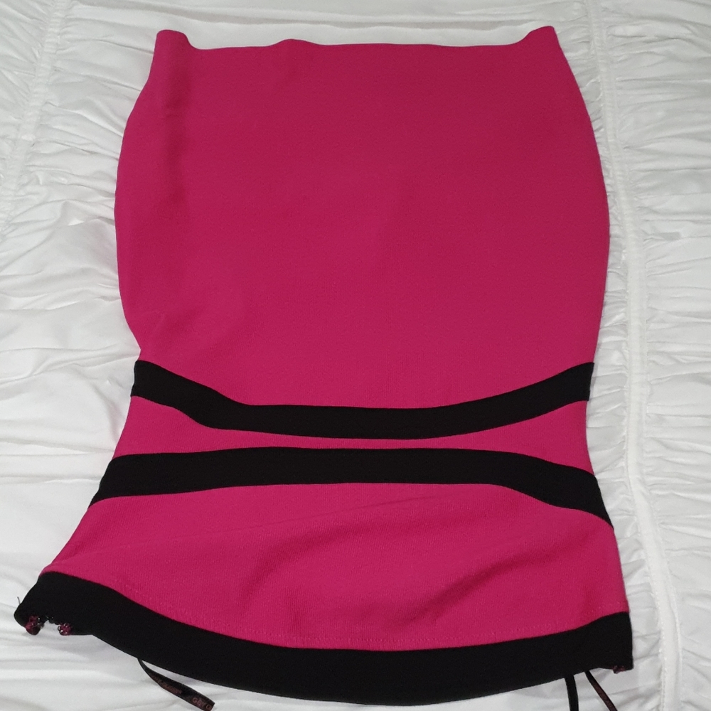 Dress - Picture 3 of 3